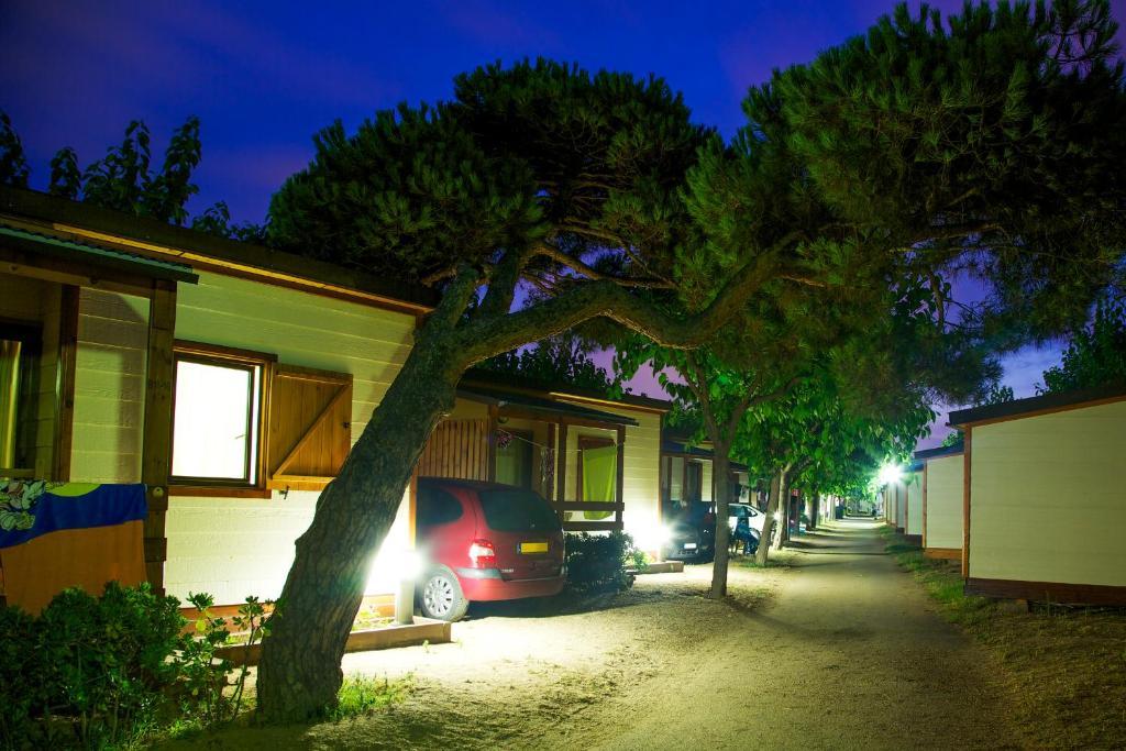 Camping Bon Repos Hotel Santa Susanna Esterno foto